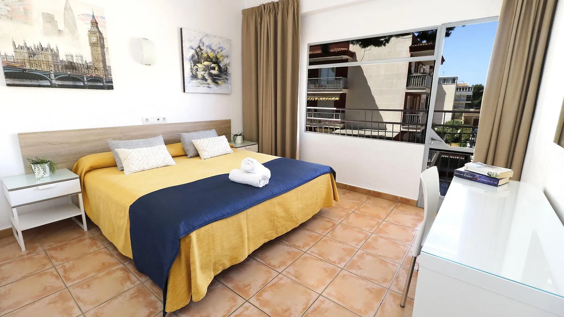**  Hotel Gabarda Palma Nova  Hiszpania