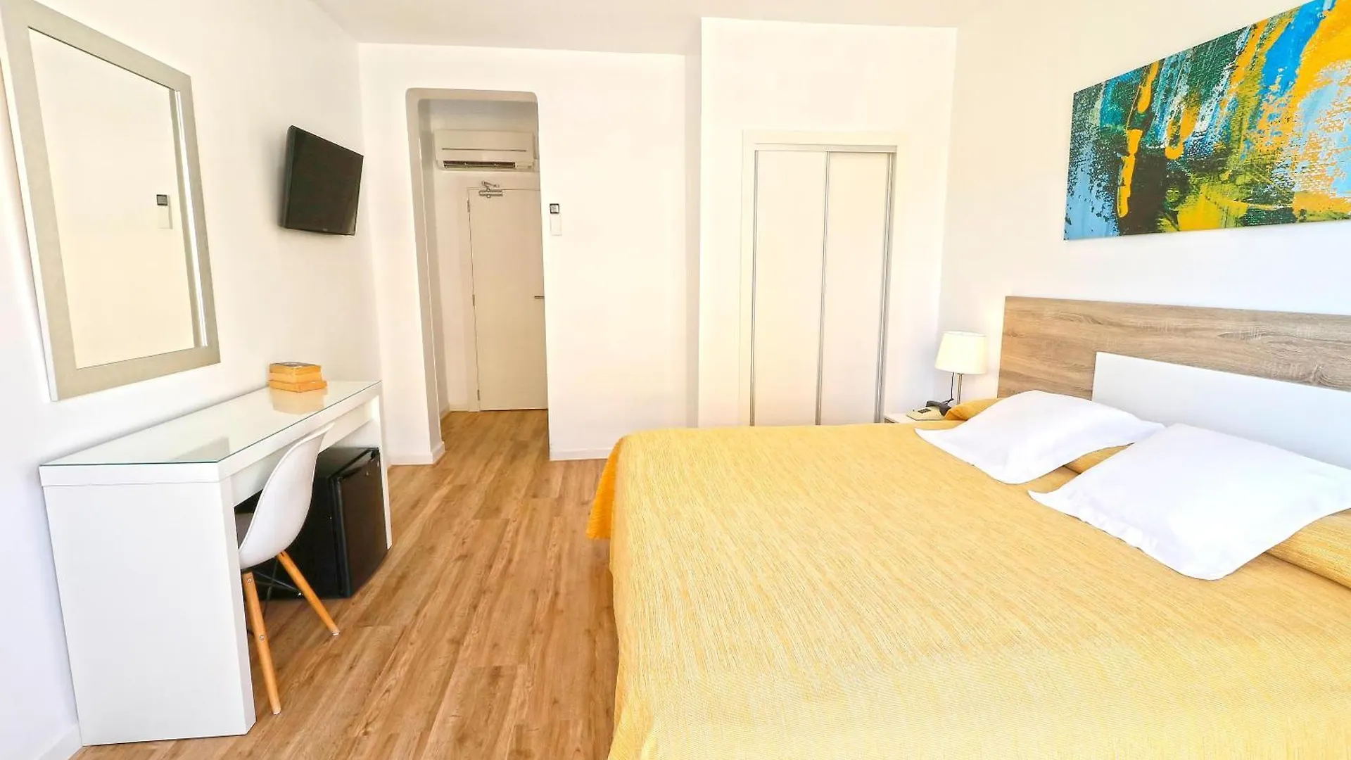 **  Hotel Gabarda Palma Nova  Hiszpania