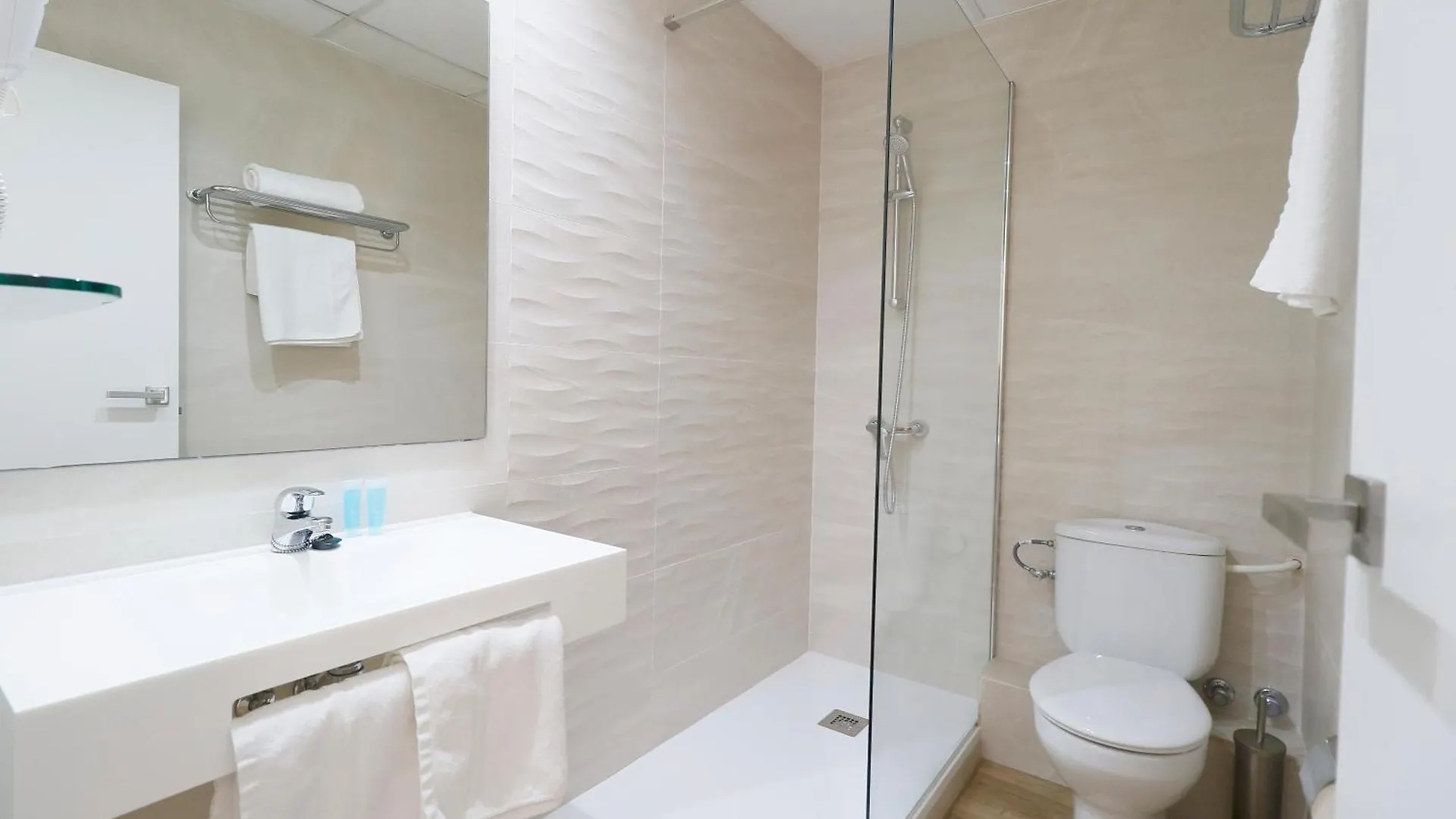 **  Hotel Gabarda Palma Nova  Hiszpania